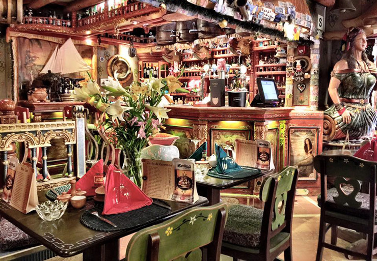 restaurant aguas calientes