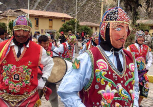voyage perou - vallée sacrée folklore voyage perou - vallée sacrée folklore