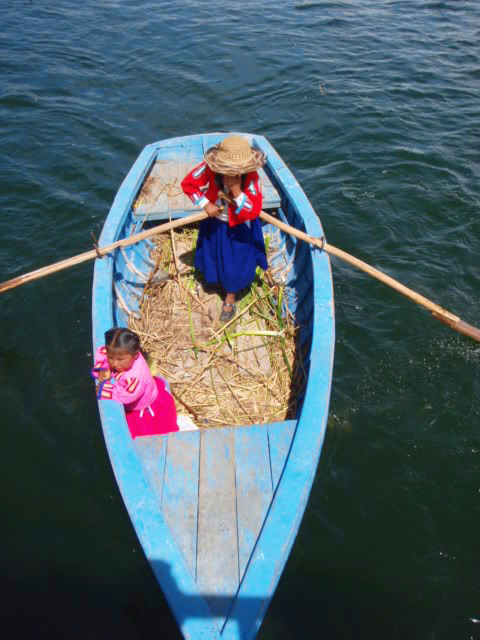 voyage perou - lac barque