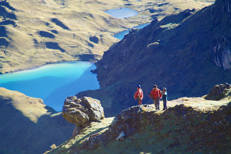 perou trek lares