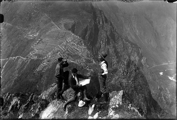 martin chambi machu picchu