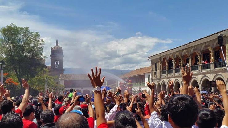 perou ayacucho fete