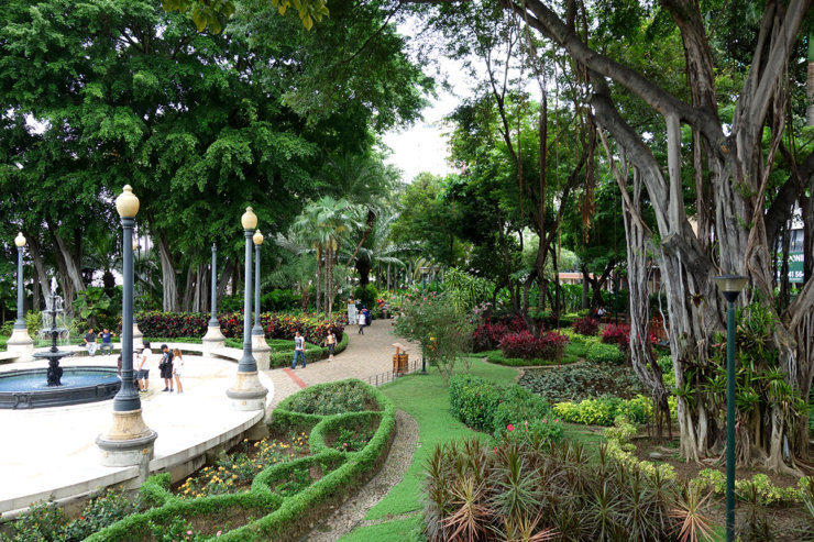 jardins-guayaquil-equateur
