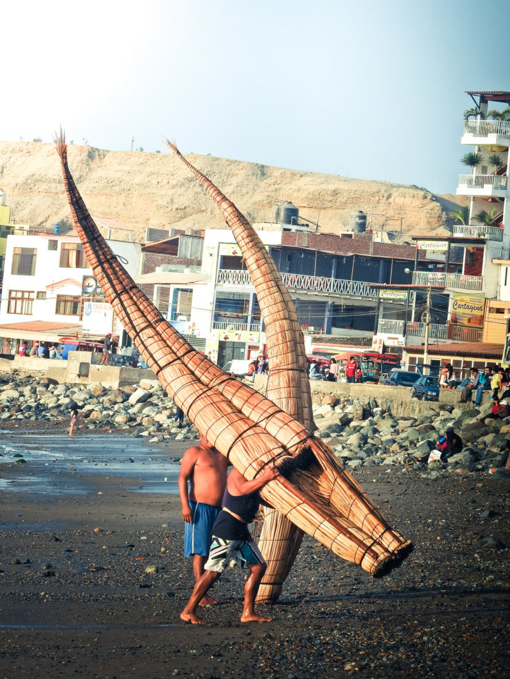 caballitos-de-totora