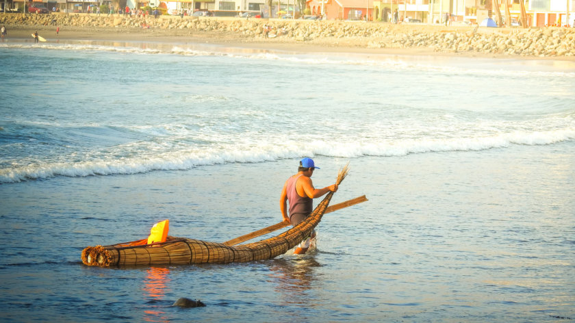 pescador en huanchaco