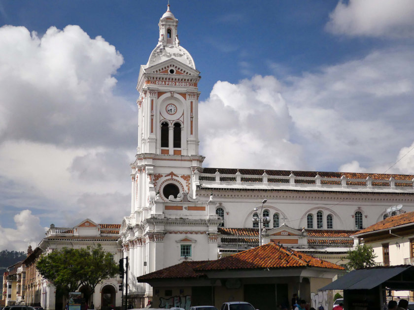 plaza san francisco cuenca