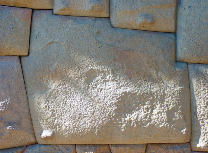 piedra-de-los-doce-ángulos-cusco