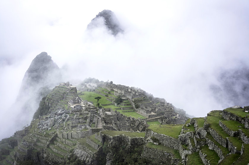 machu-picchu-nuages