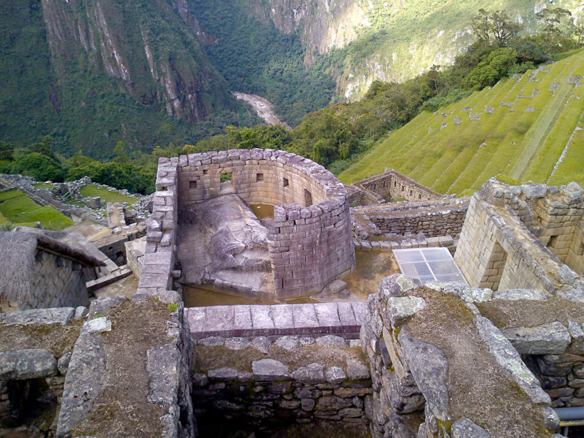 temple-du-soleil-machu-picchu