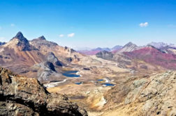 rainbow mountain lima